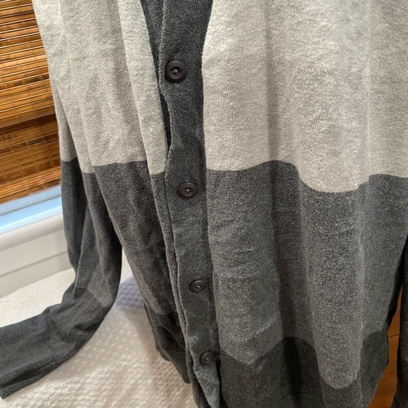 AMERICAN RAG SWEATER - Picture 2 of 6